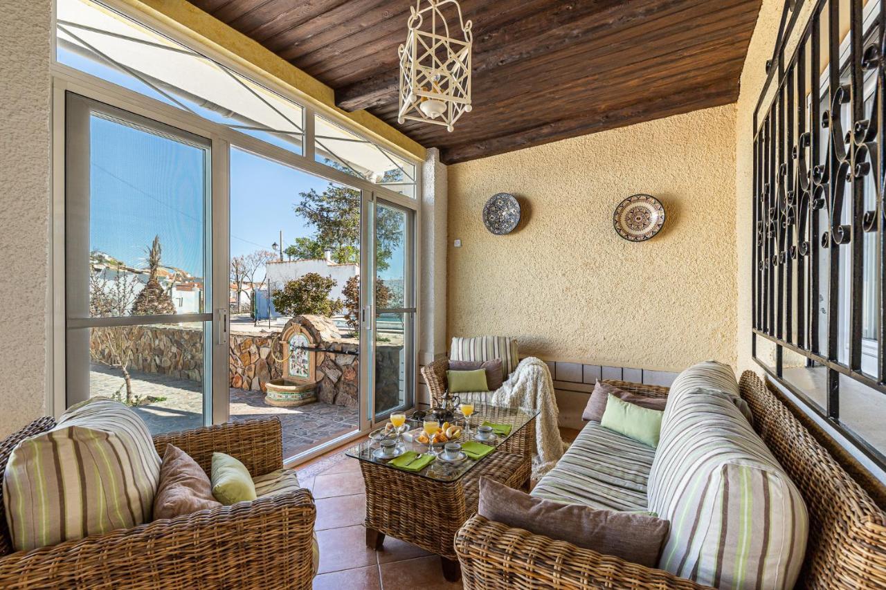 Waou Deluxe Cottage Titulcia מראה חיצוני תמונה