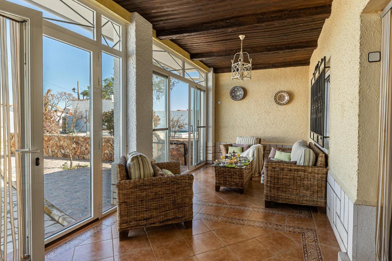 Waou Deluxe Cottage Titulcia מראה חיצוני תמונה