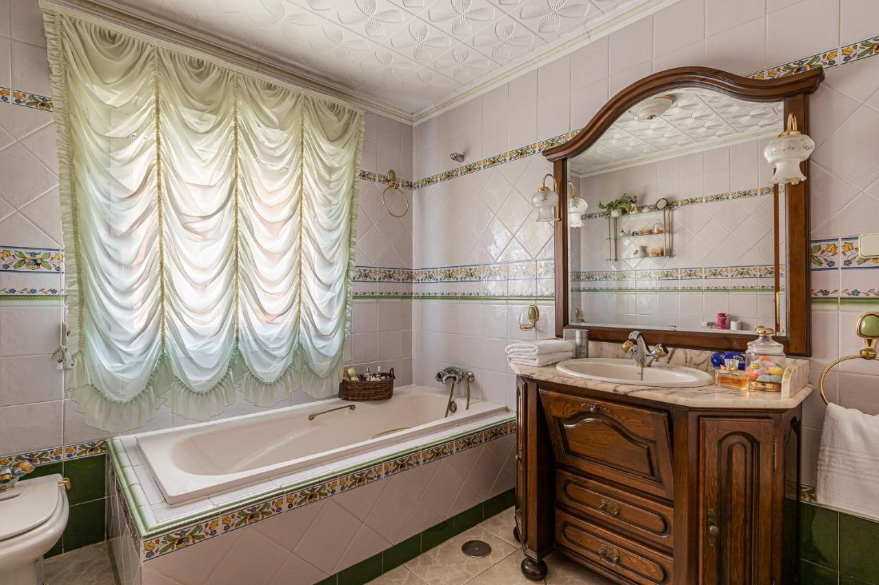 Waou Deluxe Cottage Titulcia מראה חיצוני תמונה