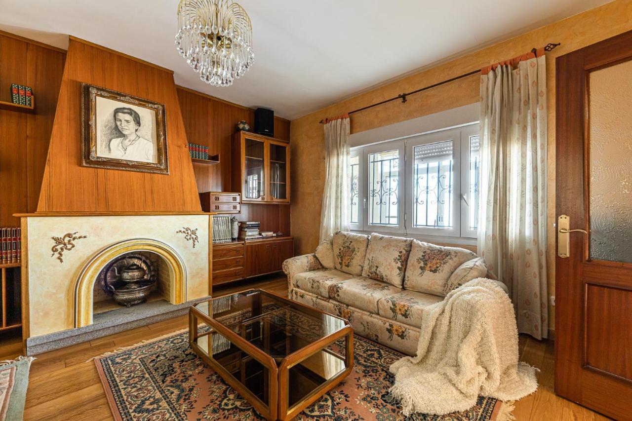 Waou Deluxe Cottage Titulcia מראה חיצוני תמונה