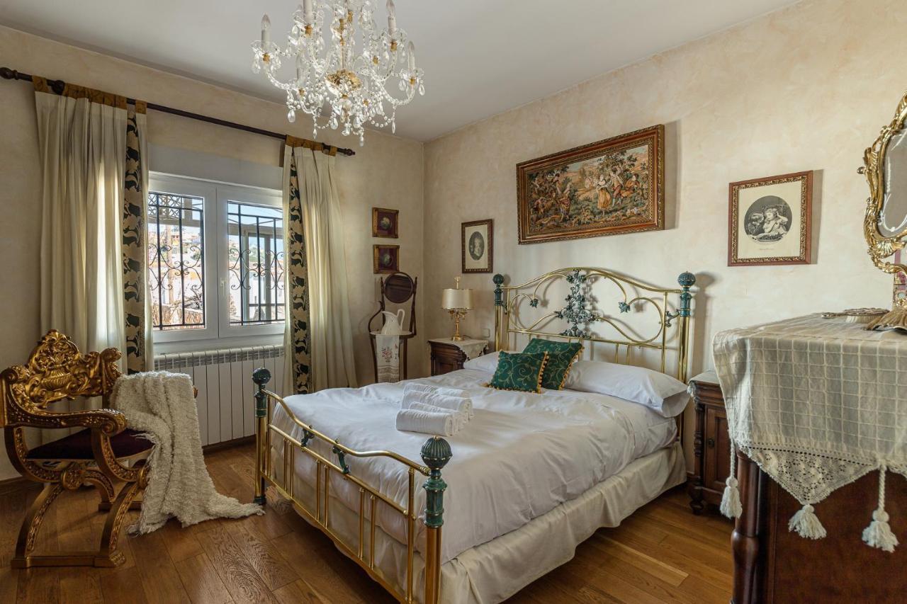 Waou Deluxe Cottage Titulcia מראה חיצוני תמונה